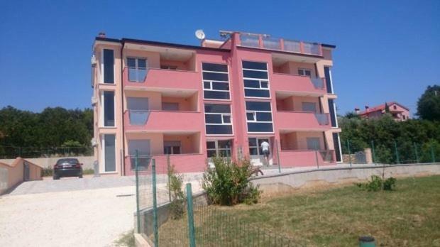 Apartman Leanton Pula Exterior photo